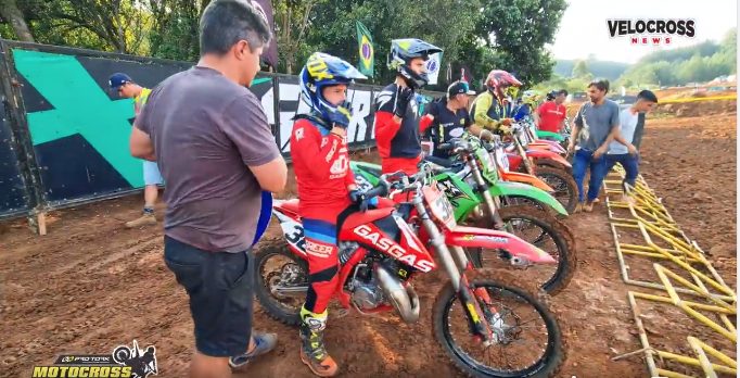 MotoCross em Louveira reúne mais de 5 mil pessoas