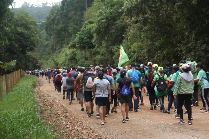 Caminhada na Natureza – Circuito Rio da Onça