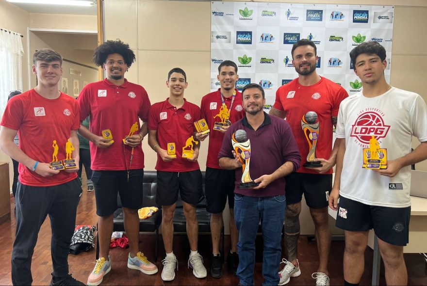 Tibagi participa do Campeonato Aberto de Basquetebol em Ponta Grossa -  Prefeitura de Tibagi