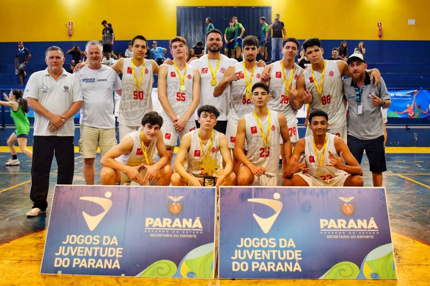 Adolescente de PG conquista hexacampeonato Paranaense de Xadrez - Massa News